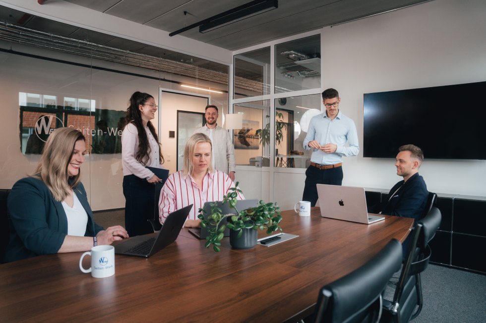 Seiten-Werk team